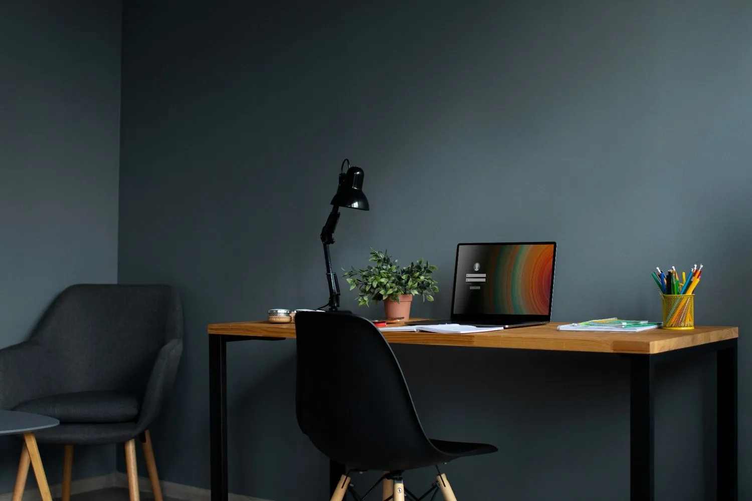 Home Office Makeover Ideas to Boost Productivity and Style